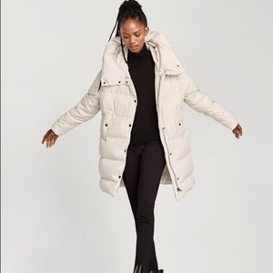 Zara Woman Puffer Coat - White